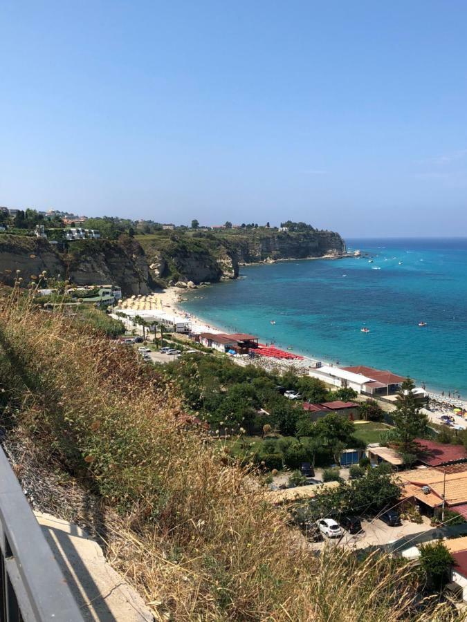 Apartamento La Mesonette A Due Passi Dal Mare Tropea Exterior foto