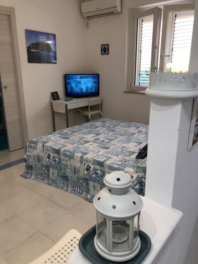 Apartamento La Mesonette A Due Passi Dal Mare Tropea Exterior foto