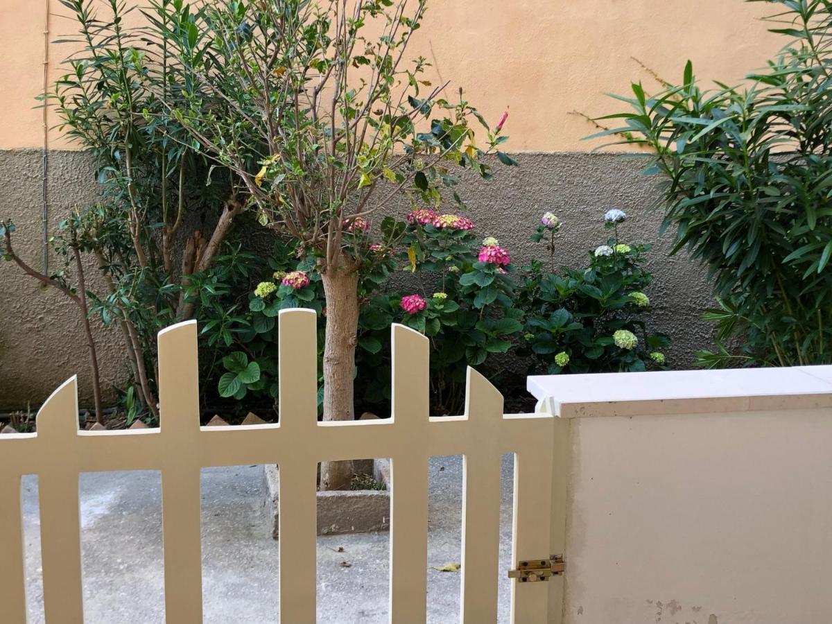 Apartamento La Mesonette A Due Passi Dal Mare Tropea Exterior foto